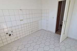 Ihr neues Zuhause am Waldrand – 3 Zimmer mit Balkon + 500 € Renovierungsbonus – Irenenstraße 13, 38259 Salzgitter-Bad, Salzgitter – Vorschaubild 6