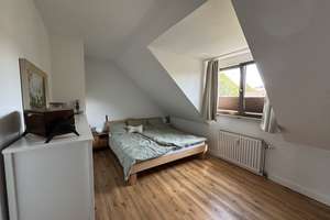 Helle Galerie-Maisonette-Wohnung im beliebten Gerresheim mit Balkon und zwei Bädern – 40625 Gerresheim, Düsseldorf – Vorschaubild 16