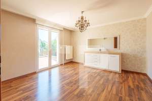 EIN- BIS DREIFAMILIENHAUS: FLEXIBLES WOHNEN AUF 535 M² GRUNDSTÜCK – Burgstraße 3, 69207 Sandhausen – Vorschaubild 2