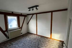 Geräumiges 7-Zimmer-Haus in Kreuztal – Die vollständige Adresse der Immobilie erhältst du vom Anbieter., 57223 Kreuztal – Vorschaubild 8