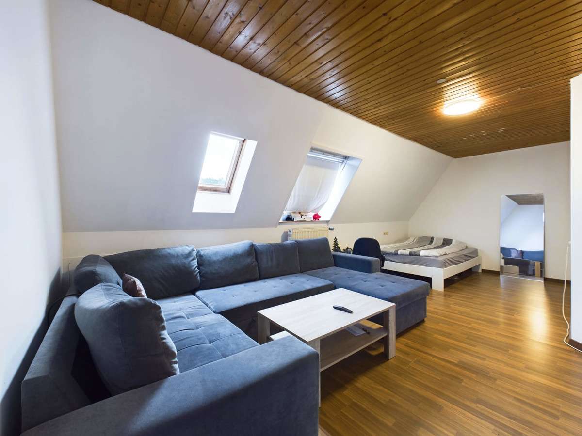 Immobilie in Kämpfelbach - Innere Werte: Neuwertiges Haus mit Garten | Kämpfelbach - Bild 3