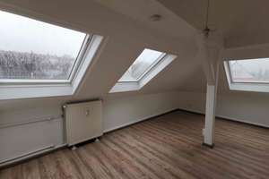 Helle Dachgeschosswohnung mit Dachloggia – Ziegelstraße 1-3, 42289 Heckinghausen, Wuppertal – Vorschaubild 5