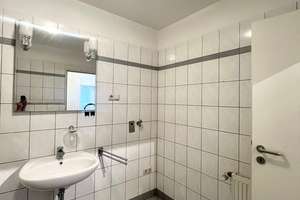Helle 2-Raum-Wohnung mit Einbauküche in Stadtfeld-Ost – Maxim-Gorki-Straße 21, 39108 Stadtfeld Ost, Magdeburg – Vorschaubild 8