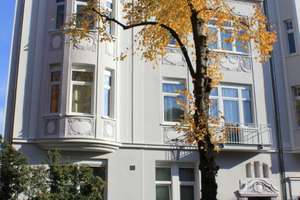 Charmante 3-Zimmer-Altbau-Wohnung mit EBK in Düsseldorf Benrath