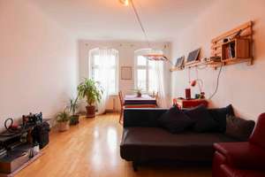 Vermietet: 2-Zimmer-Altbauwohnung im 4. OG (ohne Aufzug) mit Keller nahe Rosenthaler Platz – Die vollständige Adresse der Immobilie erhältst du vom Anbieter., 10115 Mitte (Ortsteil), Berlin – Vorschaubild 3