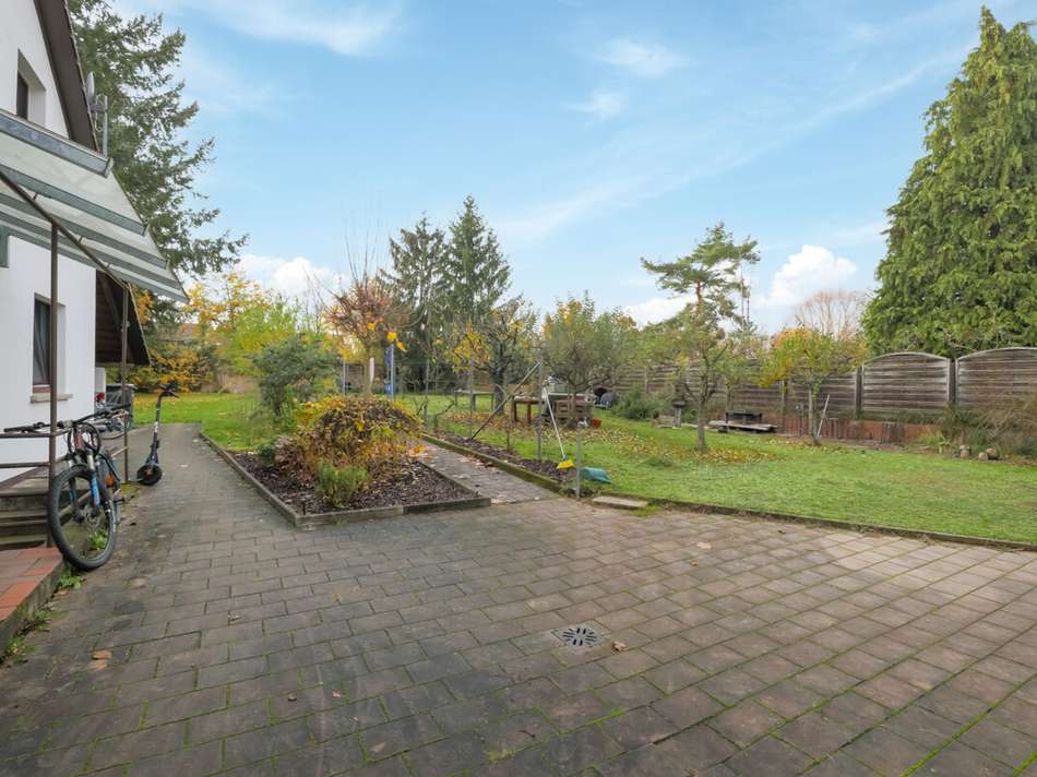 Innenhof und Garten