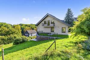 Großzügiges Ein-/ Zweifamilienhaus in ländlicher Grünlage – Die vollständige Adresse der Immobilie erhältst du vom Anbieter., 42855 Lüttringhausen West, Remscheid – Vorschaubild 3