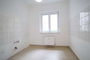 Charmante 3-Zimmer Wohnung  – gepflegte Anlage & modernisiertes Gebäude – Die vollständige Adresse der Immobilie erhältst du vom Anbieter., 10365 Lichtenberg (Ortsteil), Berlin – Vorschaubild 7