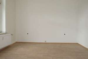 frisch renovierte 1-Zimmer-Wohnung in Krefeld (+Stellplatz oder Garage verfügbar) – Vereinsstr. 84, 47799 Cracau, Krefeld – Vorschaubild 2