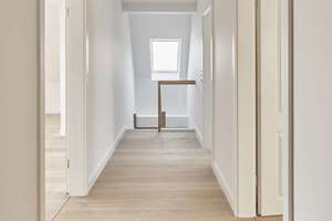 Sanierte 4-Zimmer Maisonette Wohnung mit zwei Bädern mit Fenster und Balkon – Die vollständige Adresse der Immobilie erhältst du vom Anbieter., 30165 Hainholz, Hannover – Vorschaubild 14