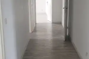 3-Raumwohnung mit EBK – Simonstraße 14, 39114 Magdeburg – Vorschaubild 3