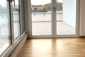 Sonnige Maisonette-Wohnung mit großzügiger Dachterrasse und 2 Wohlfühlbädern – Methweg 4g, 50823 Neuehrenfeld, Köln – Vorschaubild 6