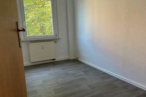 Helle gemütliche 3-Raum-Wohnung – Albert-Schweitzer-Ring 2a, 8112 Wilkau-Haßlau – Vorschaubild 3