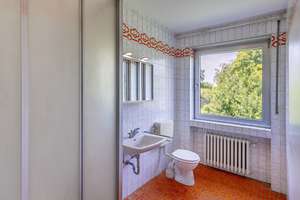 Bungalow-Klassiker: Die perfekte Basis für Ihr Modernisierungsprojekt. – Die vollständige Adresse der Immobilie erhältst du vom Anbieter., 51107 Rath/Heumar, Köln – Vorschaubild 12