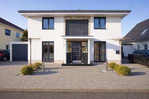 Nahe Meerbusch: Bezugsfertiges & energieeffizientes Traumhaus (A+) mit viel Licht & schönem Garten – Die vollständige Adresse der Immobilie erhältst du vom Anbieter., 47809 Oppum, Krefeld – Vorschaubild 2