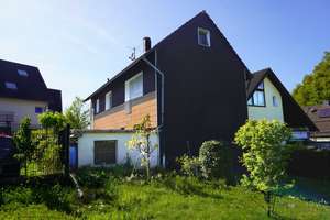 Aus Alt mach Traumhaus – Freistehendes Einfamilienhaus für kreative Modernisierer in LEV-Lützenkirch – Die vollständige Adresse der Immobilie erhältst du vom Anbieter., 51381 Lützenkirchen, Leverkusen – Vorschaubild 3