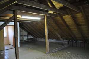 Freistehendes Einfamilienhaus mit Garage in bevorzugter Lage – Hof (Kreis) – Vorschaubild 22