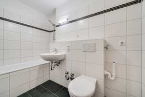  Schöne 2-Zimmer Wohnung mit Balkon in zentrumsnaher Lage in Augsburg-Sparrenlech – Provinostraße 10, 86153 Augsburg – Vorschaubild 6