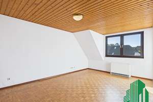 Großzügiges 6-Zimmer-Reihenmittelhaus mit Garten und Garage in Krefeld-Hüls – courtagefrei – Die vollständige Adresse der Immobilie erhältst du vom Anbieter., 47839 Hüls, Krefeld – Vorschaubild 11