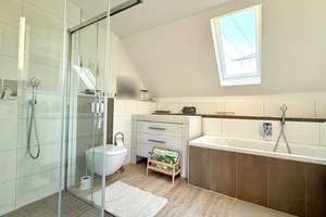 Charmantes Einfamilienhaus mit Keller, Dachterrasse u. Einbauküche in Augsburg-Haunstetten – Die vollständige Adresse der Immobilie erhältst du vom Anbieter., 86179 Haunstetten-Nord, Augsburg – Vorschaubild 13