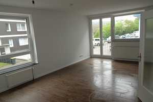 Helle renovierte 3-Raum-Hochparterre-Wohnung in Wuppertal-Barmen an solvente Mieter! – Eduardstr. 7, 42275 Wuppertal – Vorschaubild 2