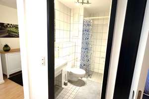 Stilvolle, neuwertige, helle 2 Zimmer WG Wohnung - (voll)möbliert – Universitätsstraße 3, 93051 Galgenberg, Regensburg – Vorschaubild 7