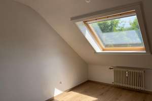 Wohnen mit Charakter: Dachgeschosswohnung (für WG geeignet) in Bochum-Laer – Werner Hellweg 62a, 44803 Laer, Bochum – Vorschaubild 5