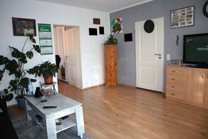 DU-Hochheide, altengerechte ETW mit Aufzug, ca. 59 m², Loggia, Fernwärme, inkl. Einbauküche! – Husemannstraße 9, 47198 Hochheide, Duisburg – Vorschaubild 10