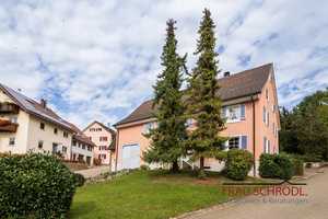 Charmantes, saniertes Bauernhaus mit viel Potenzial und traumhaftem Blick auf Schloss Blumenfeld – Konstanz (Kreis) – Vorschaubild 5