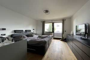 Großzügige und hochwertig modernisierte Doppelhaushälfte mit exklusivem Wellness-Bad – Aichach-Friedberg (Kreis) – Vorschaubild 12