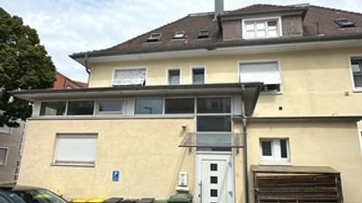 Zentrumshan mit Balkon