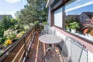 5-Raum-Dachgeschoss-Maisonette mit zwei Balkonen und besonderem Wohncharakter in Essen-Haarzopf – Die vollständige Adresse der Immobilie erhältst du vom Anbieter., 45149 Haarzopf, Essen – Vorschaubild 4