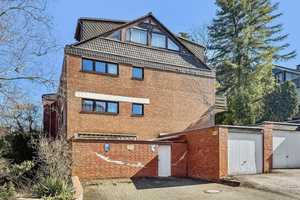 Großzügiges Mehrfamilienhaus mit vielseitigen Nutzungsmöglichkeiten – Düsseldorf – Vorschaubild 35