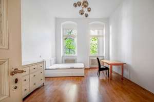 Familienfreundliche Altbauwohnung mit besonderem Raumgefühl – Die vollständige Adresse der Immobilie erhältst du vom Anbieter., 10559 Moabit, Berlin – Vorschaubild 1