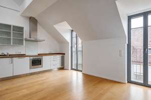 Maxvorstadt - Exklusiv. Zentral. Außergewöhnlich. - Dachterrassentraum im Altbaujuwel! – Die vollständige Adresse der Immobilie erhältst du vom Anbieter., 80799 Universität, München – Vorschaubild 2