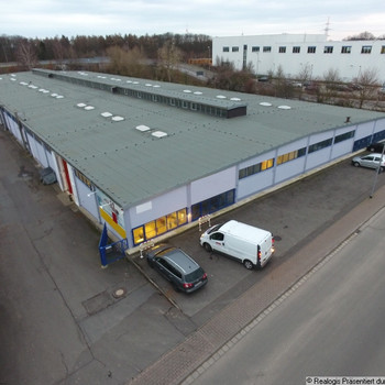 Ca. 1.400 qm Lager- / Logistikflächen | ebenerdig | ca. 4,30 m UKB
