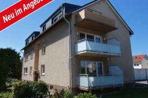Gemütliche und preislich attraktive 3-Zimmer-Dachgeschoss-Wohnung in Rheindorf-Süd