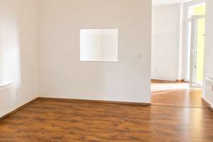 Große und helle, 4-Zimmer-Wohnung, Halberstädter Straße – 39112 Sudenburg, Magdeburg – Vorschaubild 5