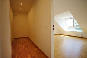Panoramablick in die Dönche - Dachgeschosswohnung auf der Marbachshöhe zu verkaufen – Württemberger Straße 22, 34131 Bad Wilhelmshöhe, Kassel – Vorschaubild 3