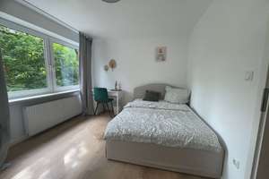 Zimmer frei - ab sofort! WG – Die vollständige Adresse der Immobilie erhältst du vom Anbieter., 80809 Am Riesenfeld, München – Vorschaubild 2