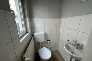 Einfamilienhaus in Worms-Rheindürkheim: Komfort trifft auf Funktionalität (360° Tour) – Die vollständige Adresse der Immobilie erhältst du vom Anbieter., 67550 Rheindürkheim, Worms – Vorschaubild 10