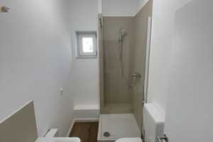 Nach Kernsanierung: Wohnen Sie dort wo andere Ihre Freizeit verbringen wollen! Inkl. Einbauküche! – Schäferstr. 4, 47166 Duisburg – Vorschaubild 18