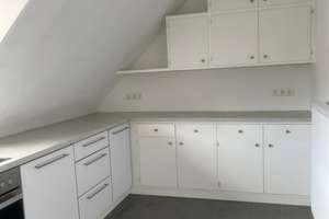 Helle 3-Zimmer-Wohnung in Stuttgart-Stammheim mit französischem Balkon – In den Weinbergen 16, 70439 Stammheim-Süd, Stuttgart – Vorschaubild 3