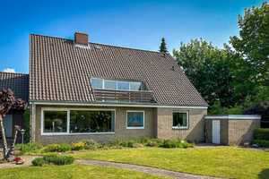 Freistehendes Einfamilienhaus in bevorzugter Süd-Lage in Uelzen-Veerßen – Spechtstraße 7, 29525 Uelzen (Kreis) – Vorschaubild 1