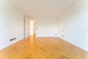 GRÜN - PRIVAT - LUXURÖS
Traumhafte Penthousewohnung mit 76 m² Terasse – Die vollständige Adresse der Immobilie erhältst du vom Anbieter., 81927 Englschalking, München – Vorschaubild 14