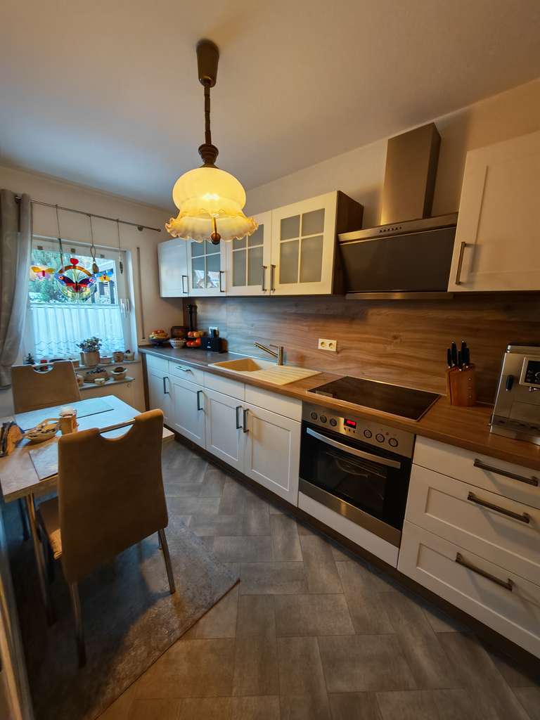 Immobilie in Cottbus - Chóśebuz - Schönes Reihenhaus mit Garage und Einbauküche in Cottbus-Sielow zu verkaufen! - Bild 2