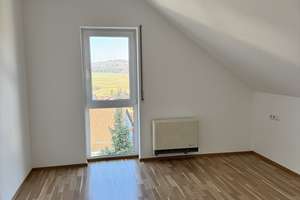 Gepflegte 3-Zimmer-Dachgeschosswohnung in Engstingen – Kammweg 28, 72829 Engstingen – Vorschaubild 4