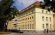 STELLPLÄTZE AUF DEM INNENHOF DES POSTAMTS ZU VERMIETEN | AB 01.10.20