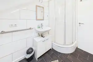 Solide im Innenstadtbereich! 6-Parteien-Haus mit 3 freien Einheiten – Mariaweiler Straße 00, 52349 Düren (Kreis) – Vorschaubild 28