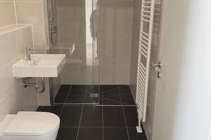 Attraktive 1-Zimmer-Neubauwohnung mit großem Süd-Balkon  – Hauptstraße 45 b, 85551 Kirchheim bei München – Vorschaubild 2